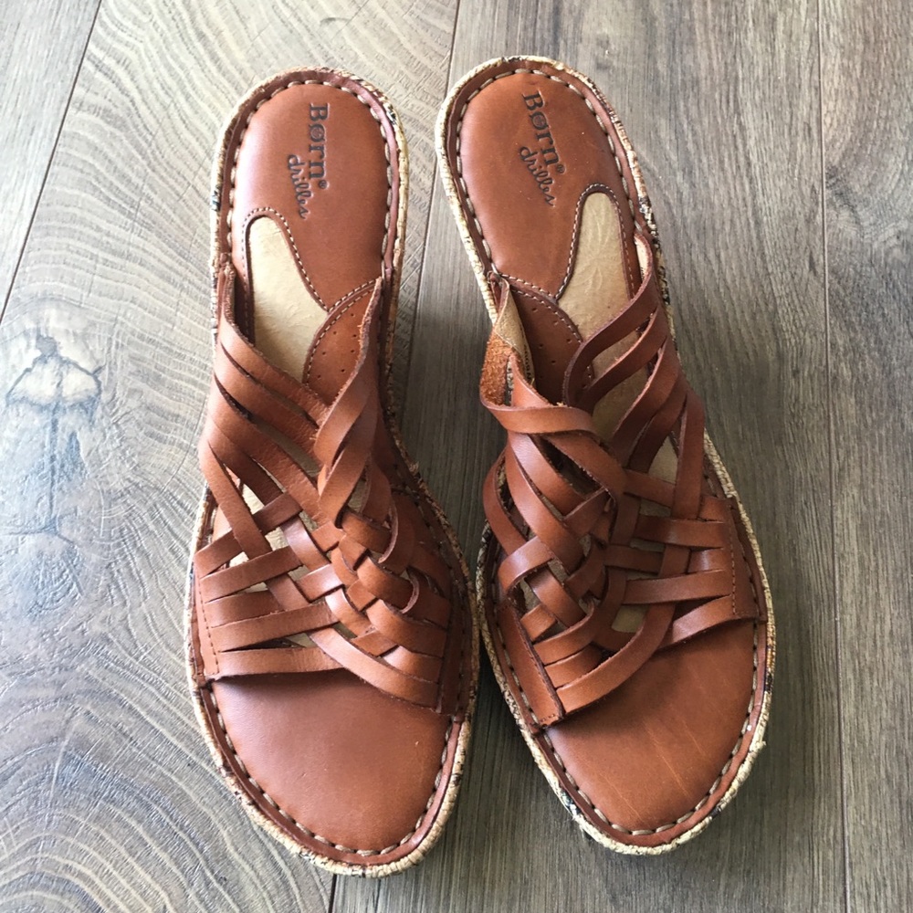 BORN Drillers Brown Woven Leather Strappy Wedge Heels Sandals Women's Sz 8